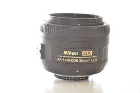 【外観特上級】Nikon 単焦点レンズ AF-S DX NIKKOR 35mm f/1.8G