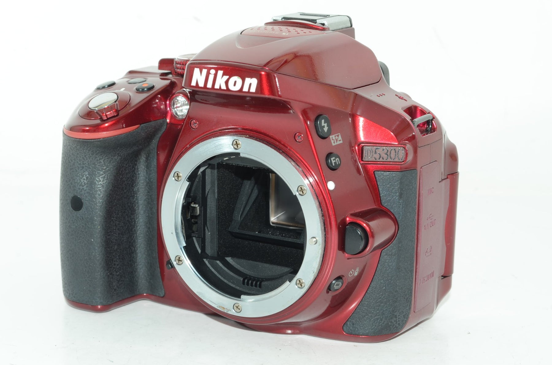 【外観並級】Nikon デジタル一眼レフカメラ D5300 18-55mm VR II レンズキット レッド D5300LK18-55VR2RD