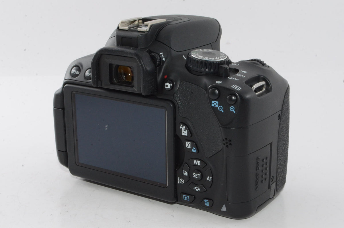 【外観特上級】Canon デジタル一眼レフカメラ EOS Kiss X6i ボディ