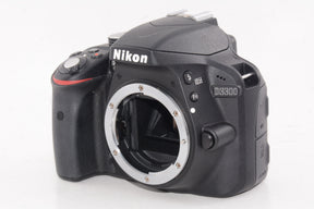 【外観並級】Nikon D3300 18-55 VR II ブラック