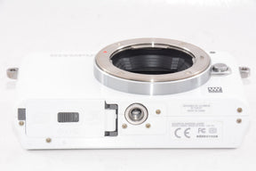 【外観並級】OLYMPUS ミラーレス一眼 PEN mini E-PM1 ボディ ホワイト E-PM1 BODY WHT