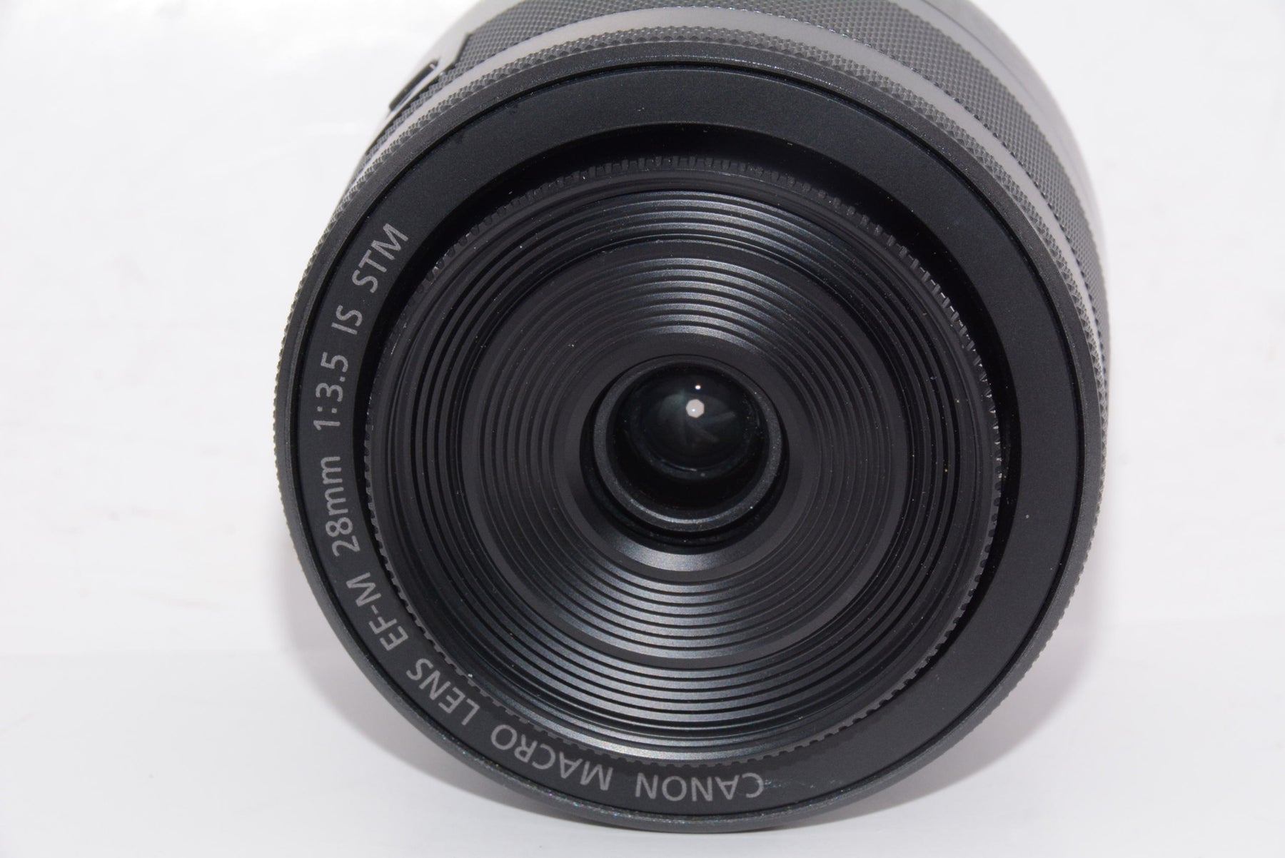 【外観並級】Canon マクロレンズ EF-M28mm F3.5 IS STM