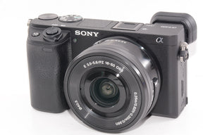 【外観特上級】SONYミラーレス一眼カメラ α6400 (同梱レンズ:SELP16502)