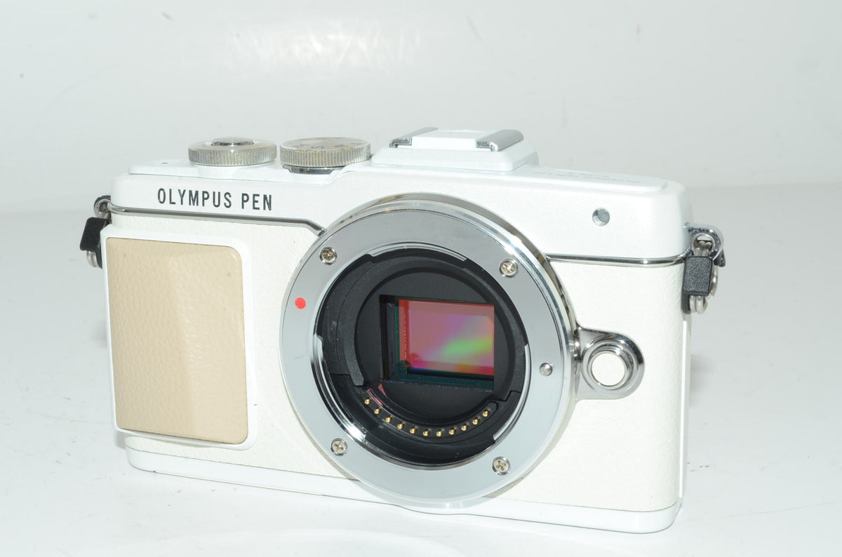 【外観特上級】OLYMPUS PEN E-PL7 ボディ ホワイト ミラーレス一眼 PEN E-PL7 BODY WHT