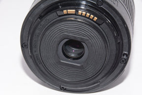 【外観並級】Canon 標準ズームレンズ EF-S18-55mm F3.5-5.6 IS STM