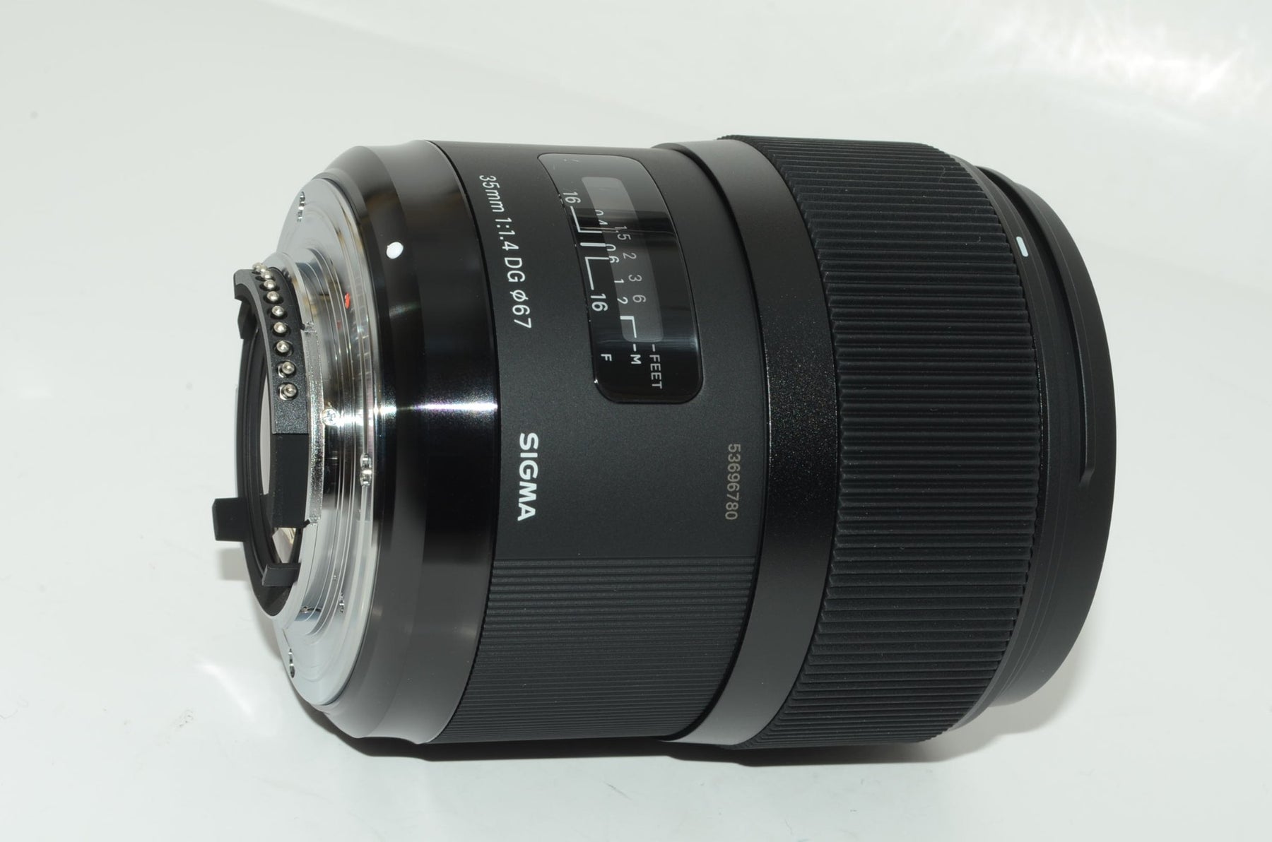 【ほぼ新品】SIGMA 単焦点広角レンズ Art 35mm F1.4 DG HSM ニコン用 フルサイズ対応 340551