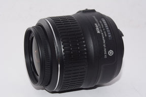 【外観特上級】Nikon 標準ズームレンズ AF-S DX NIKKOR 18-55mm f3.5-5.6G VR