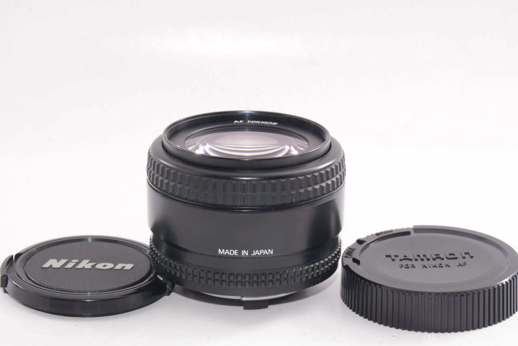 【外観特上級】Nikon 単焦点レンズ Ai AF Nikkor 28mm f/2.8D フルサイズ対応