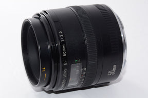 【外観並級】Canon 単焦点マクロレンズ EF50mm F2.5 コンパクトマクロ フルサイズ対応