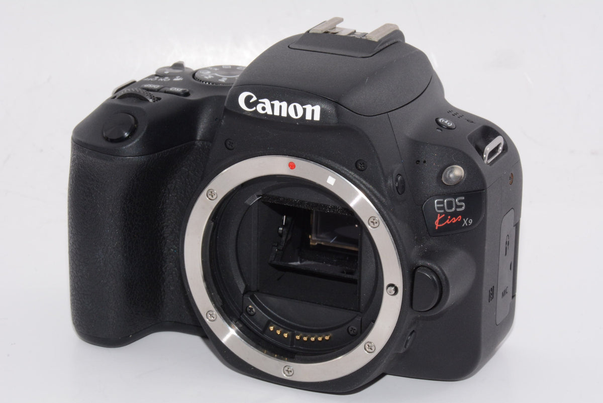 【外観並級】Canon デジタル一眼レフカメラ EOS Kiss X9 EF-S18-55 IS STM レンズキット