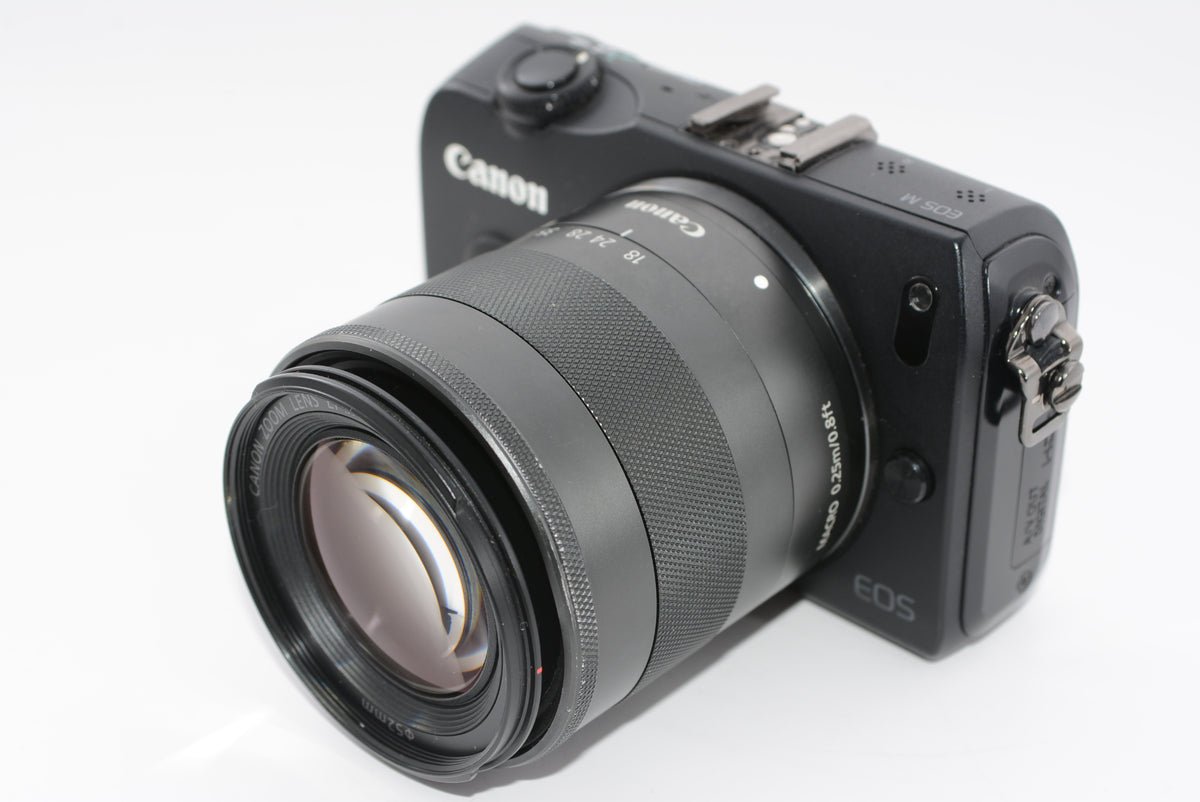 【外観並級】Canon ミラーレス一眼カメラ EOS M レンズキット EF-M18-55mm F3.5-5.6 IS STM付属 ブラック EOSMBK-18-55ISSTMLK
