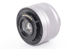 【外観特上級】Canon 標準ズームレンズ EF-M15-45mm F3.5-6.3IS STM(シルバー) ミラーレス一眼対応 EF-M15-45ISSTMSL
