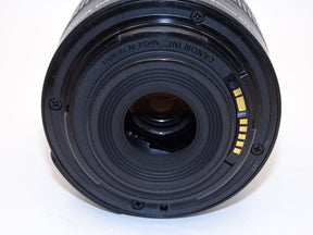 【外観特上級】Canon 標準ズームレンズ EF-S18-55mm F3.5-.5.6 IS II