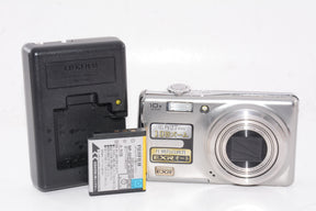 【外観並級】FUJIFILM デジタルカメラ FinePix  F70 EXR シルバー F FX-F70EXR S