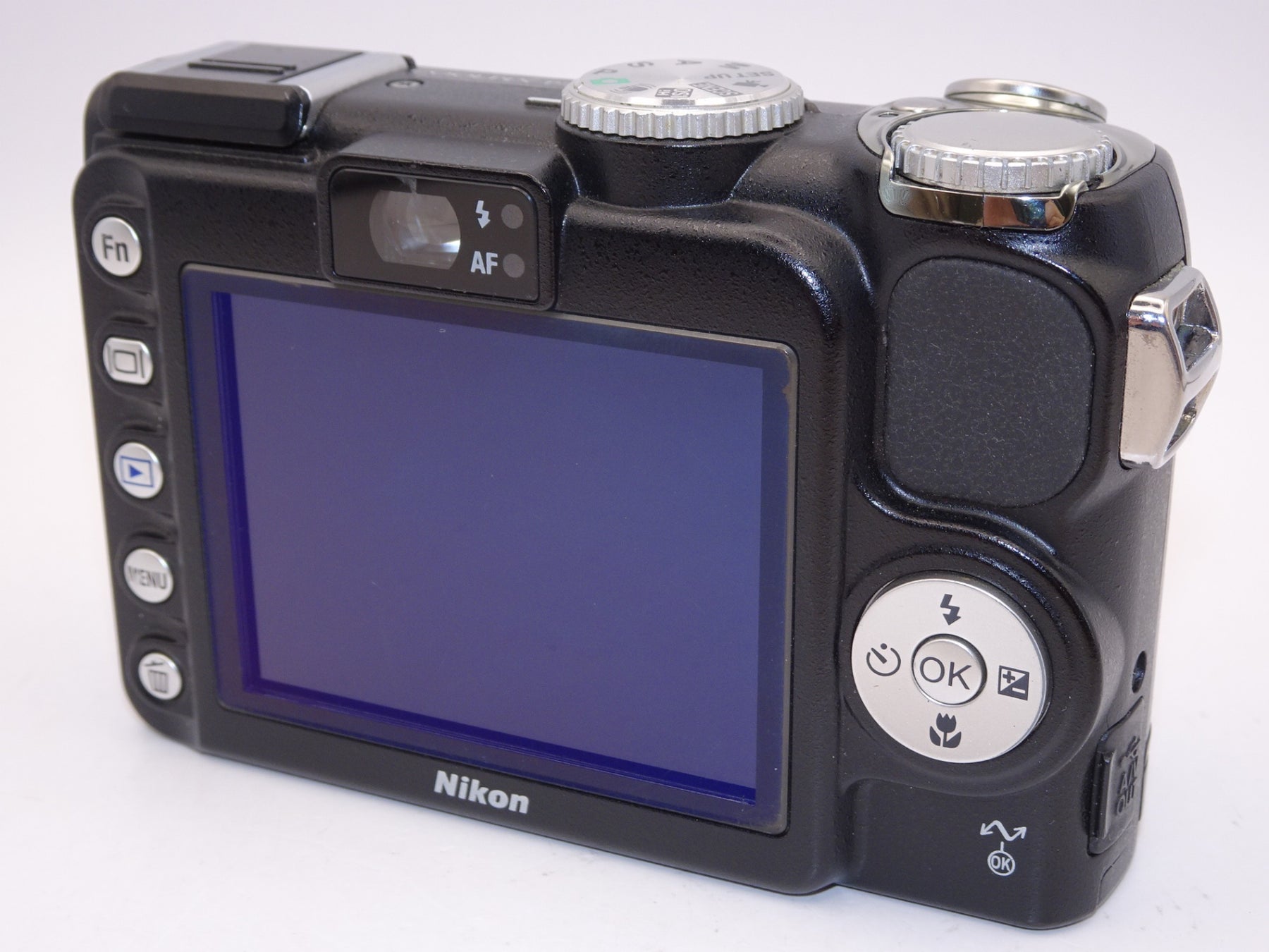 【外観並級】Nikon COOLPIX(クールピクス) P5000 ブラック