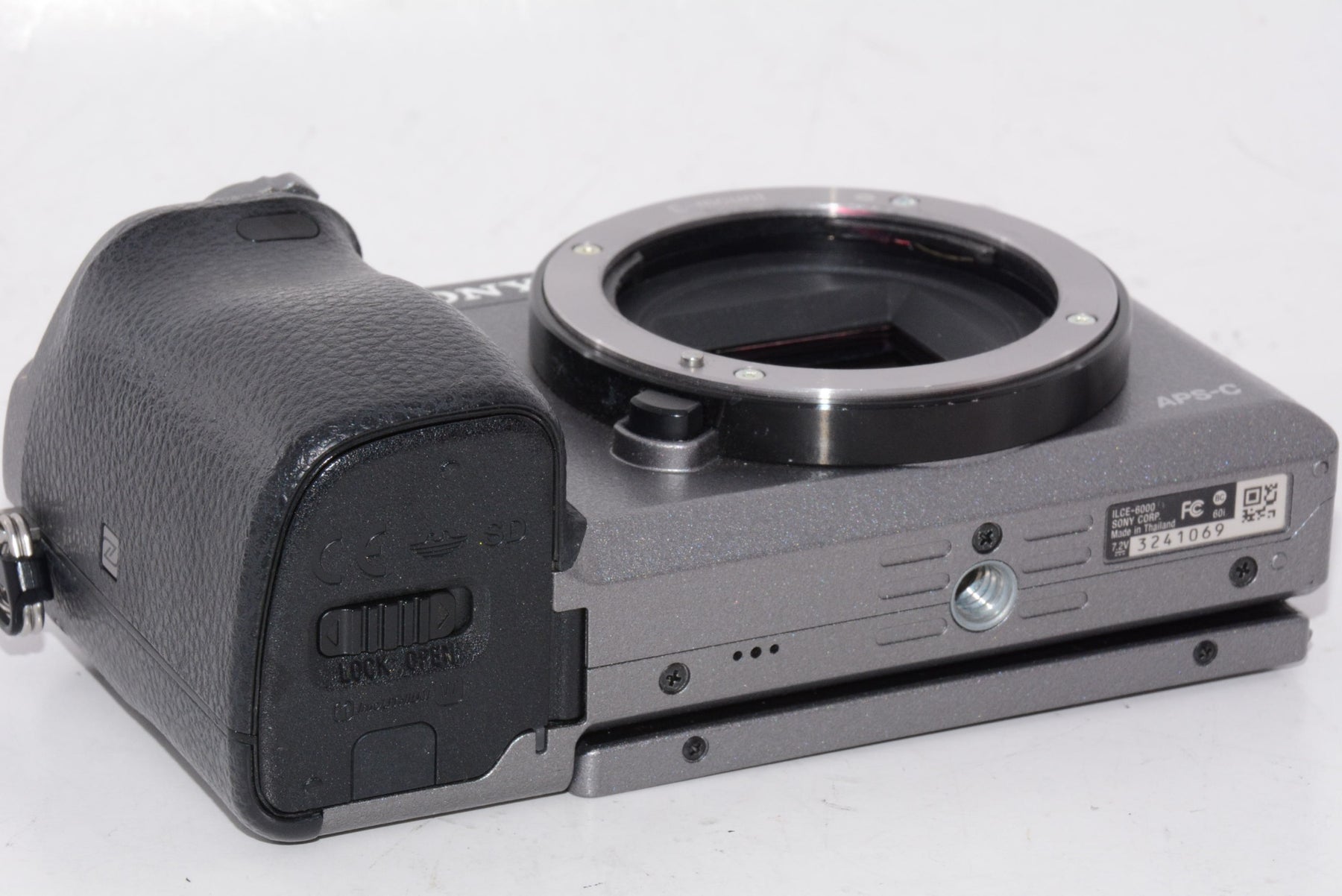 【外観特上級】ソニー ミラーレス一眼 α6000 ボディ グラファイトグレー ILCE-6000