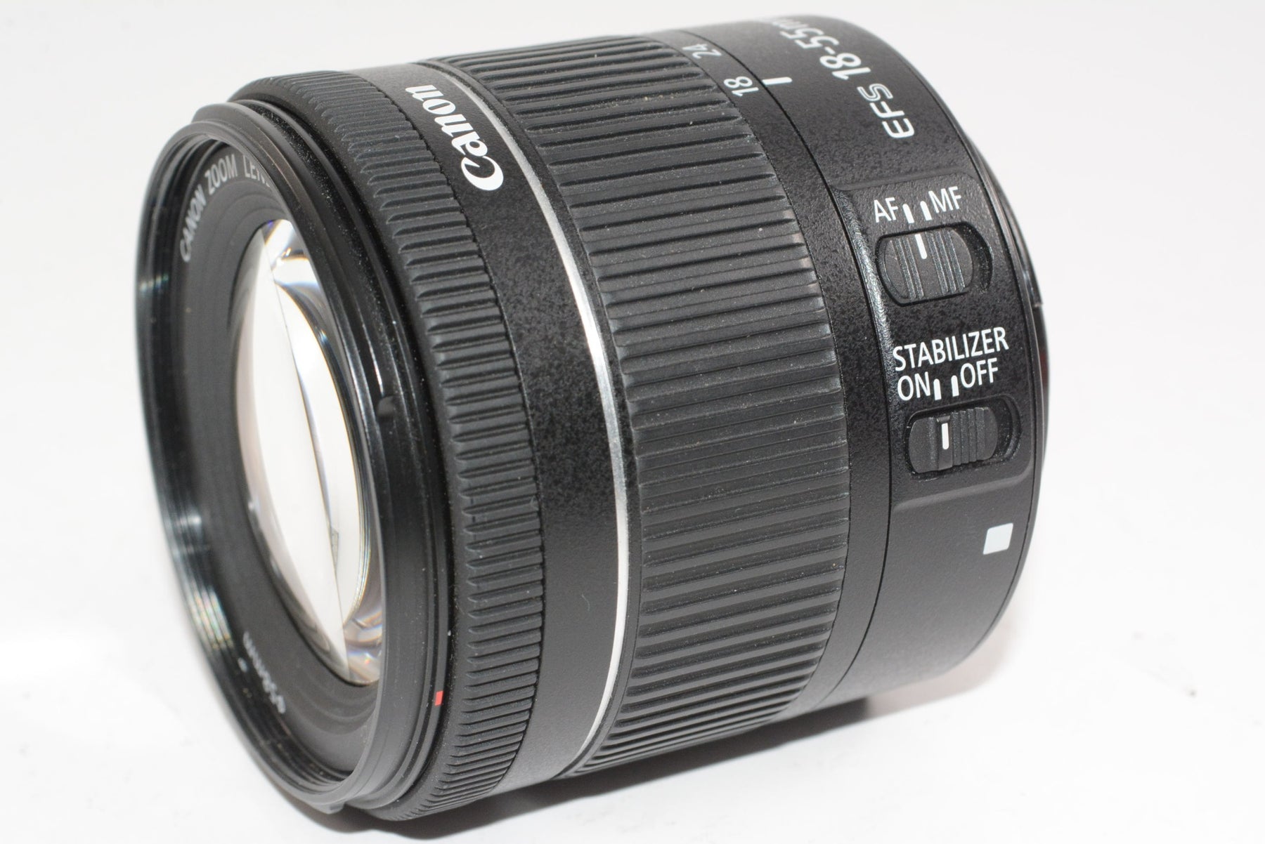 【外観並級】Canon 標準ズームレンズ EF-S18-55mm F4.0-5.6IS STM