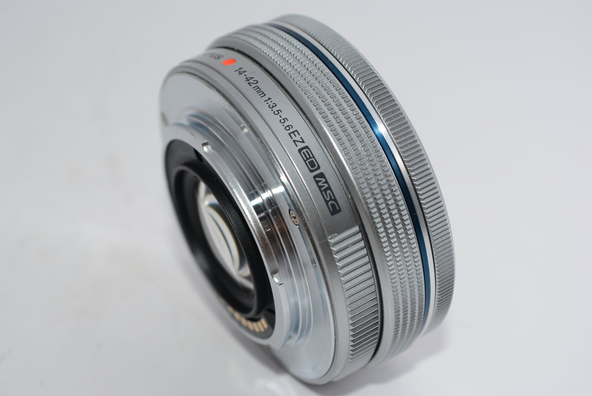 【外観特上級】OLYMPUS M.ZUIKO DIGITAL ED 14-42mm F3.5-5.6 EZ SLV