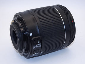 【外観特上級】Canon 標準ズームレンズ EF-S18-55mm F3.5-5.6 IS STM