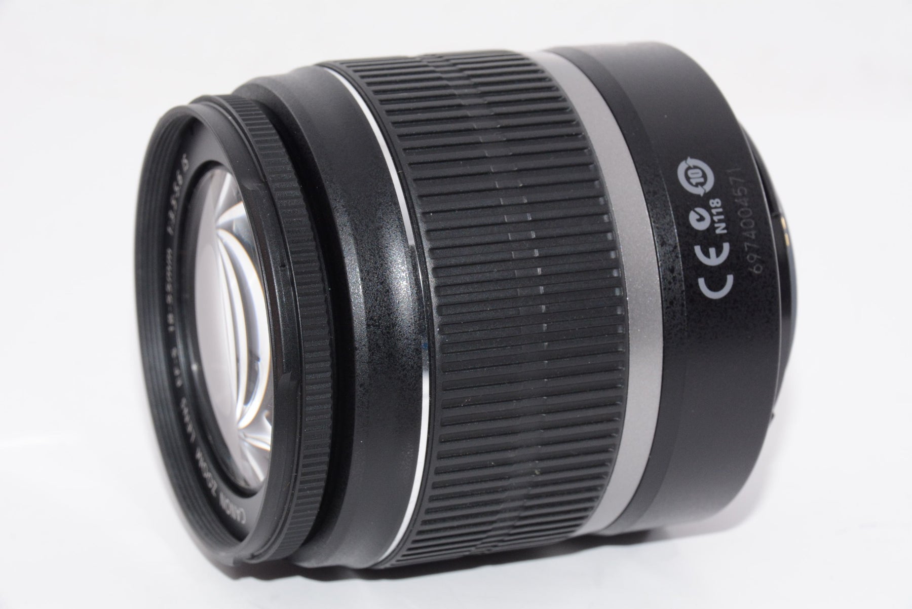 【外観特上級】Canon 標準ズームレンズ EF-S18-55mm F3.5-5.6 IS
