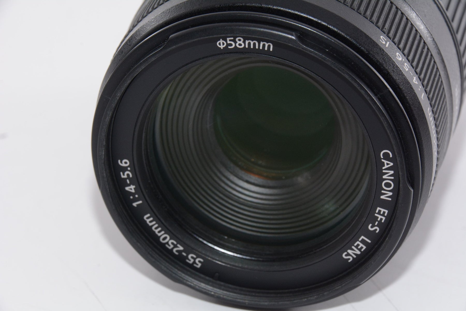 【外観特上級】Canon 望遠レンズ EF-S55-250mm F4-5.6 IS