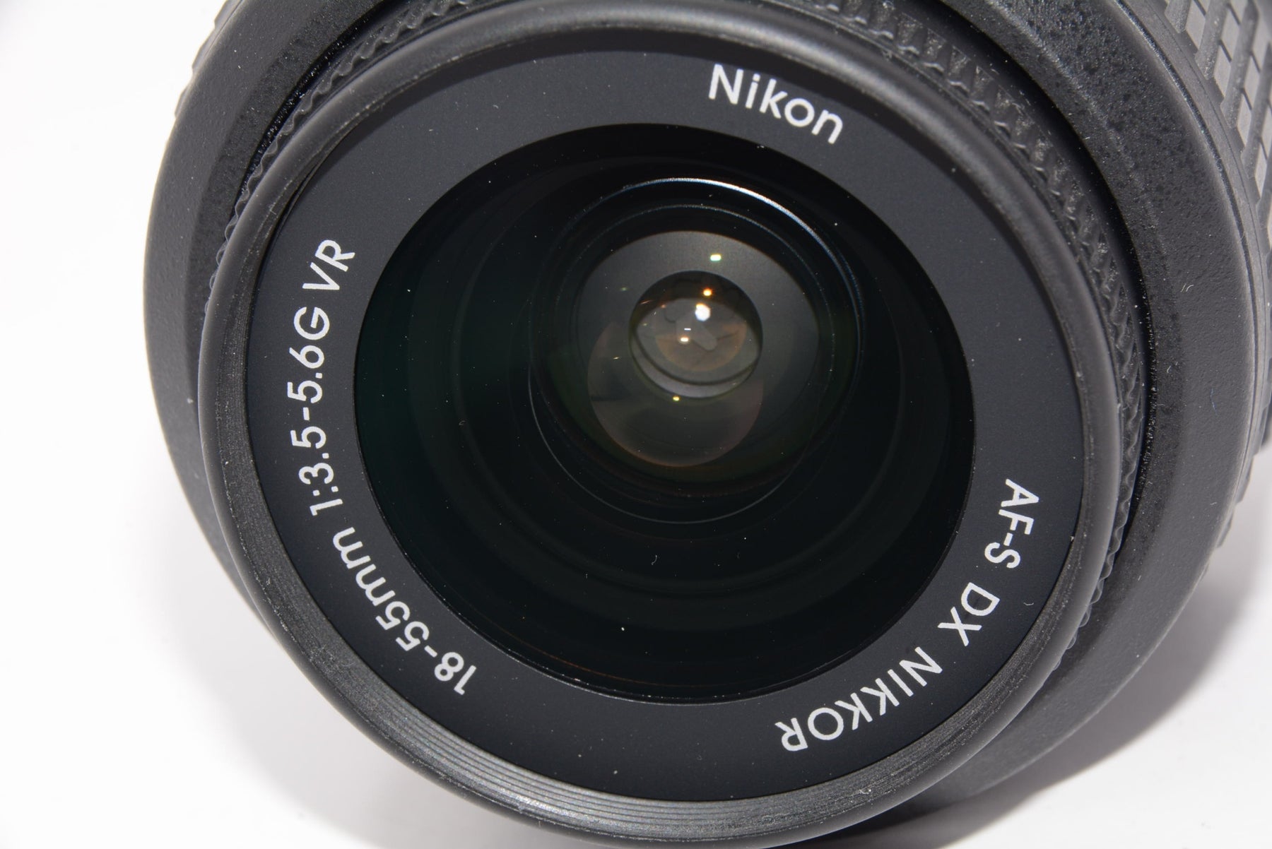 【外観特上級】Nikon 標準ズームレンズ AF-S DX NIKKOR 18-55mm f3.5-5.6G VR