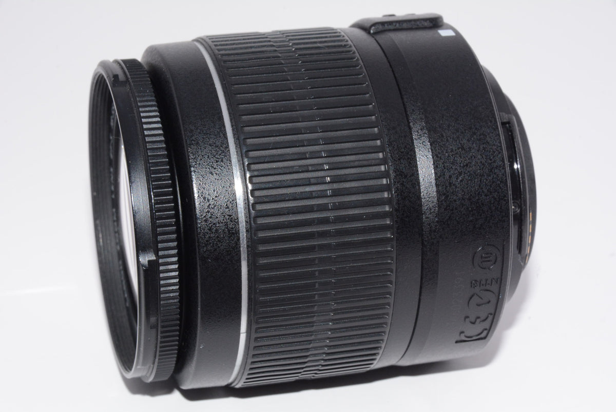 【外観特上級】Canon 標準ズームレンズ EF-S18-55mm F3.5-.5.6 IS II
