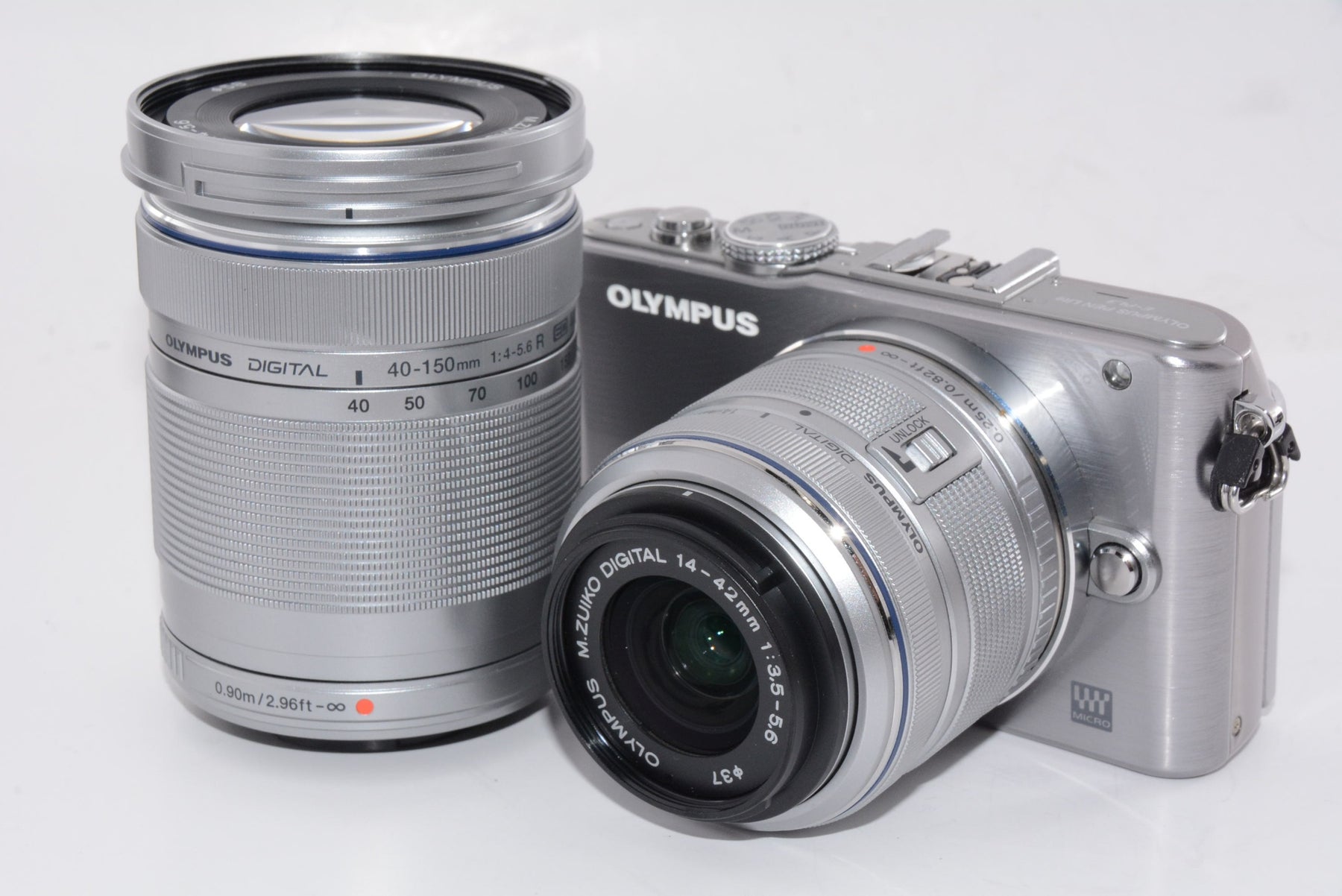 【外観特上級】OLYMPUS ミラーレス一眼 PEN Lite E-PL3 ダブルズームキット シルバー E-PL3 DZKIT SLV