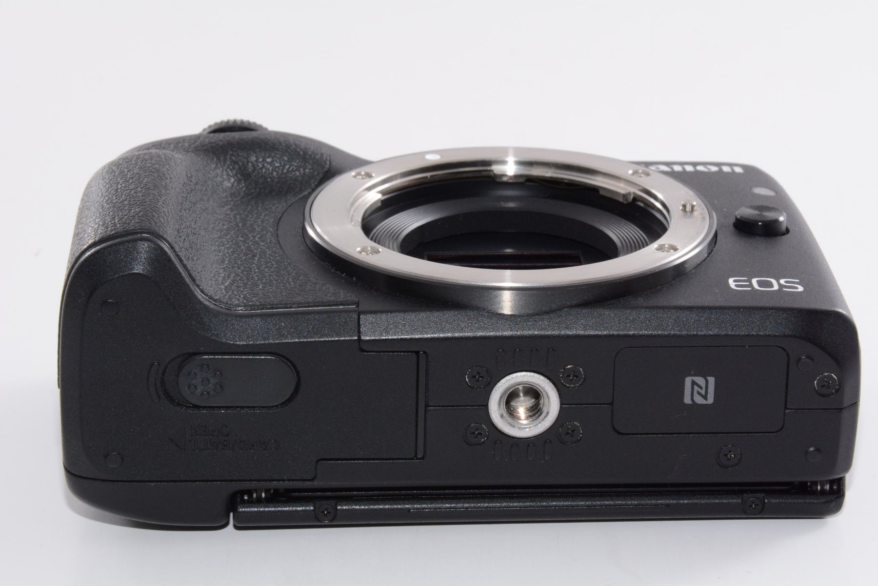 【外観特上級】Canon ミラーレス一眼カメラ EOS M3 ボディ(ブラック) EOSM3BK-BODY