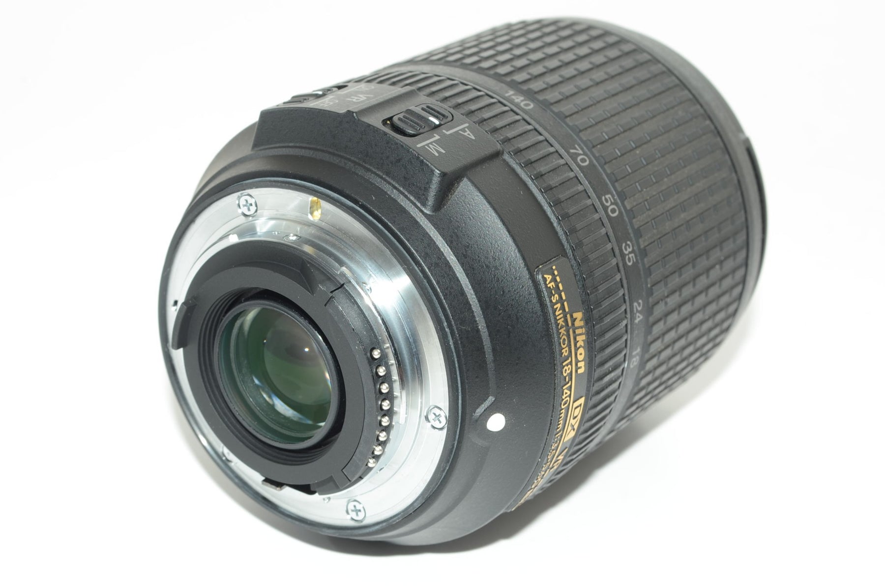 【外観特上級】Nikon デジタル一眼レフカメラ D5600 18-140 VR レンズキット ブラック D5600LK18-140BK