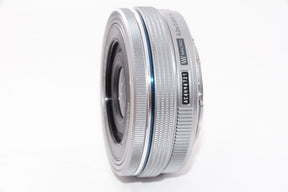 【外観特上級】OLYMPUS M.ZUIKO DIGITAL ED 14-42mm F3.5-5.6 EZ SLV