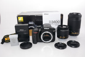 【ほぼ新品】Nikon デジタル一眼レフカメラ D3400 ダブルズームキット ブラック D3400WZBK