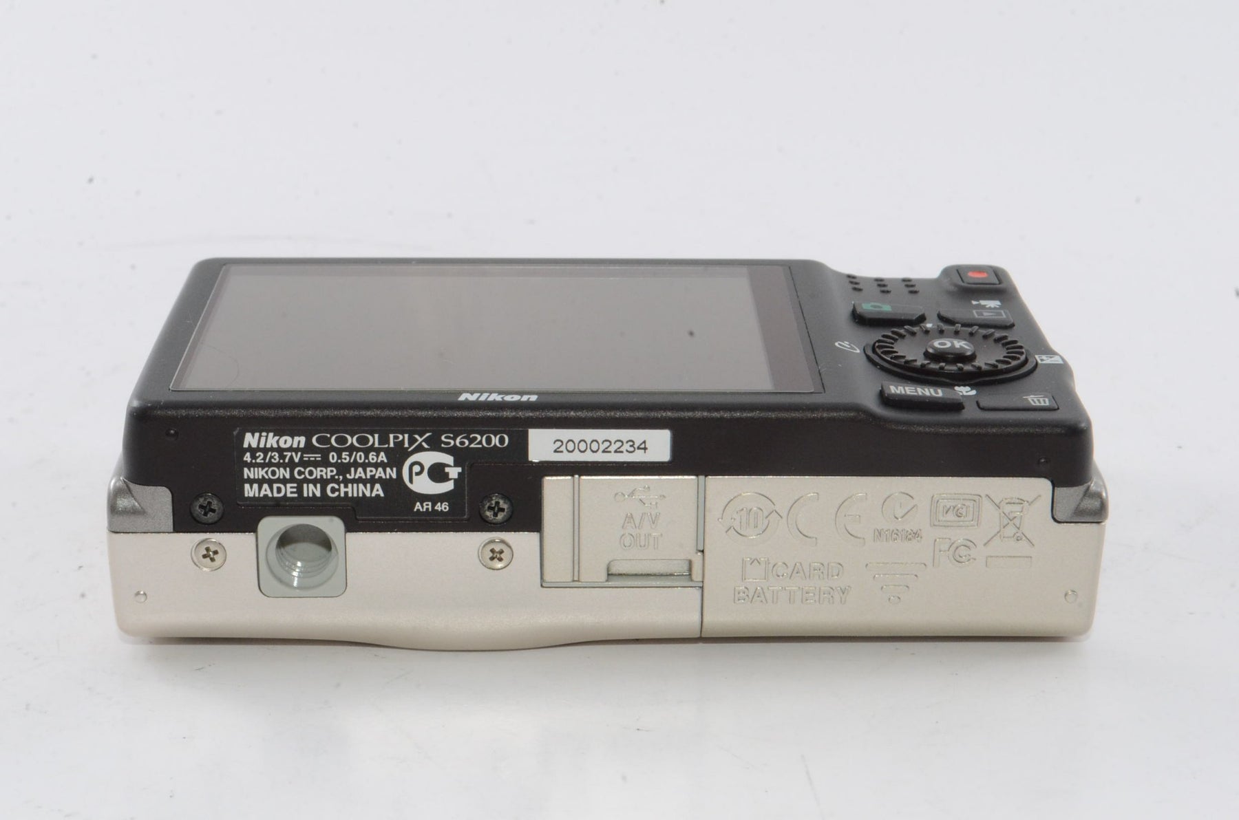 【外観特上級】Nikon デジタルカメラ COOLPIX (クールピクス) S6200 プラチナシルバー S6200SL