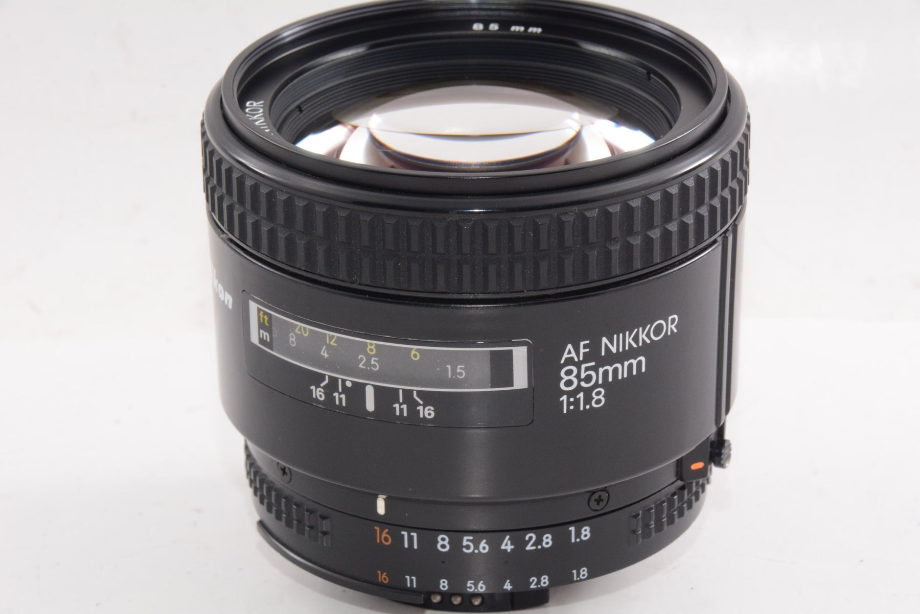 【外観特上級】Nikon  AF NIKKOR 85mm F1.8