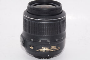 【外観並級】Nikon 標準ズームレンズ AF-S DX NIKKOR 18-55mm f3.5-5.6G VR