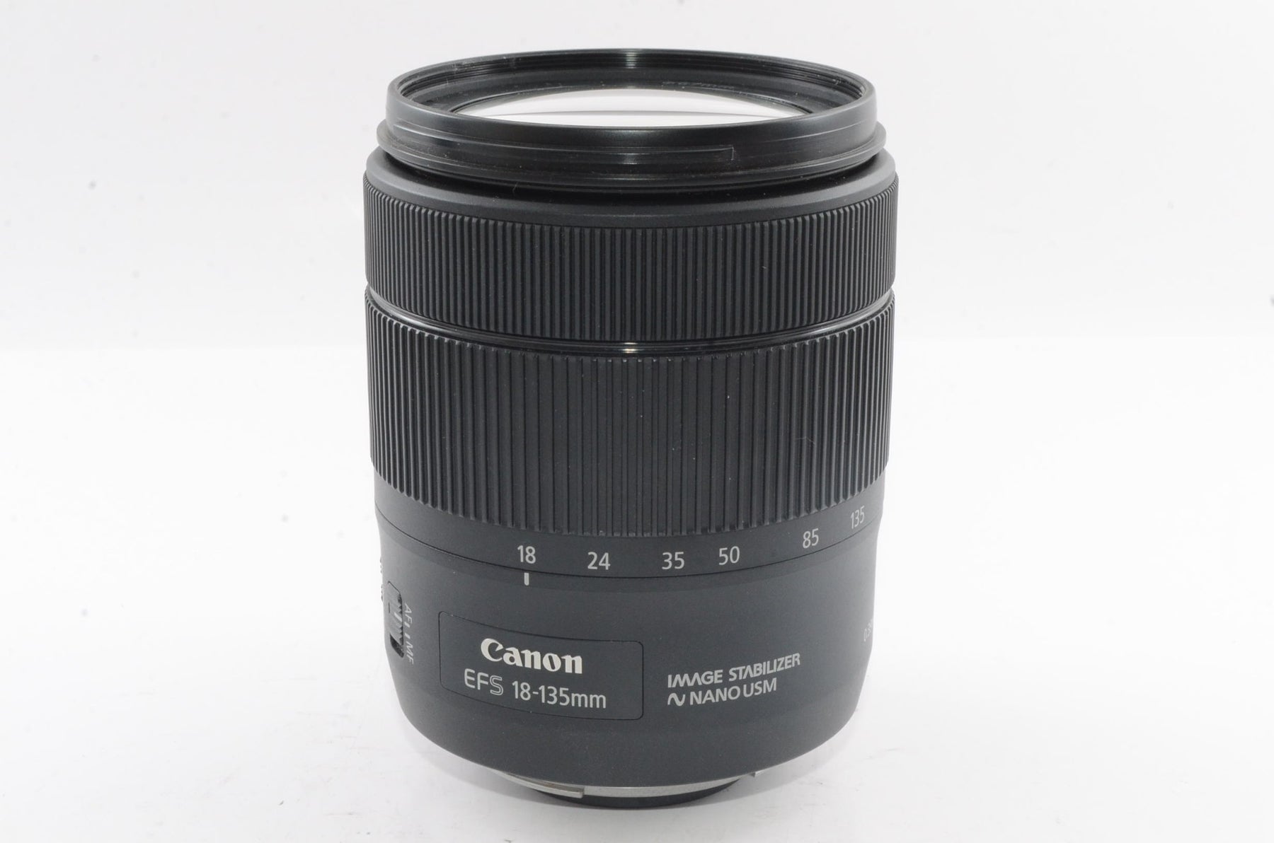【外観並級】Canon 標準ズームレンズ EF-S18-135㎜ F3.5-5.6 IS USM APS-C対応