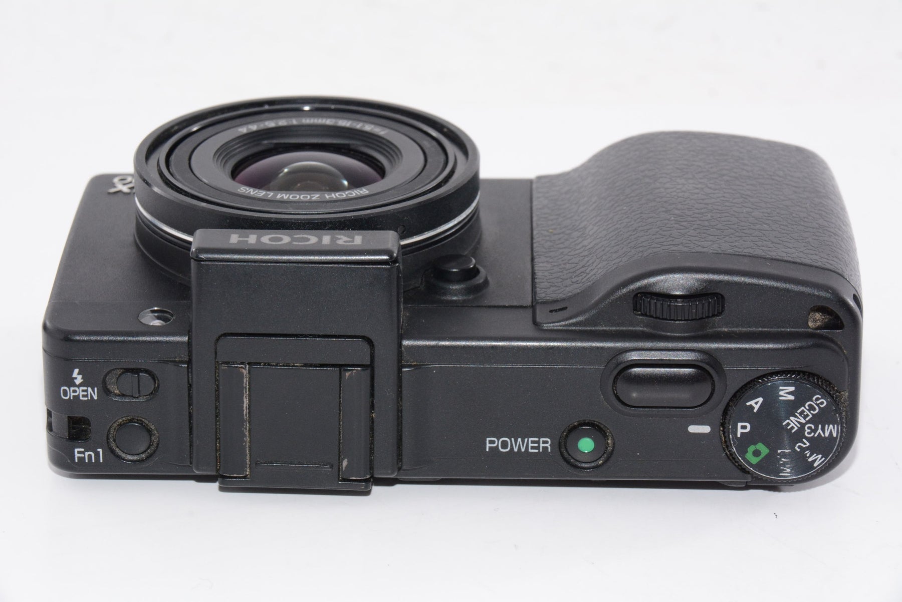 【外観並級】RICOH デジタルカメラ GX200 ボディ GX200