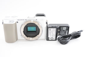 【外観特上級】ソニー ミラーレス一眼 α6100 ボディ ホワイト ILCE-6100