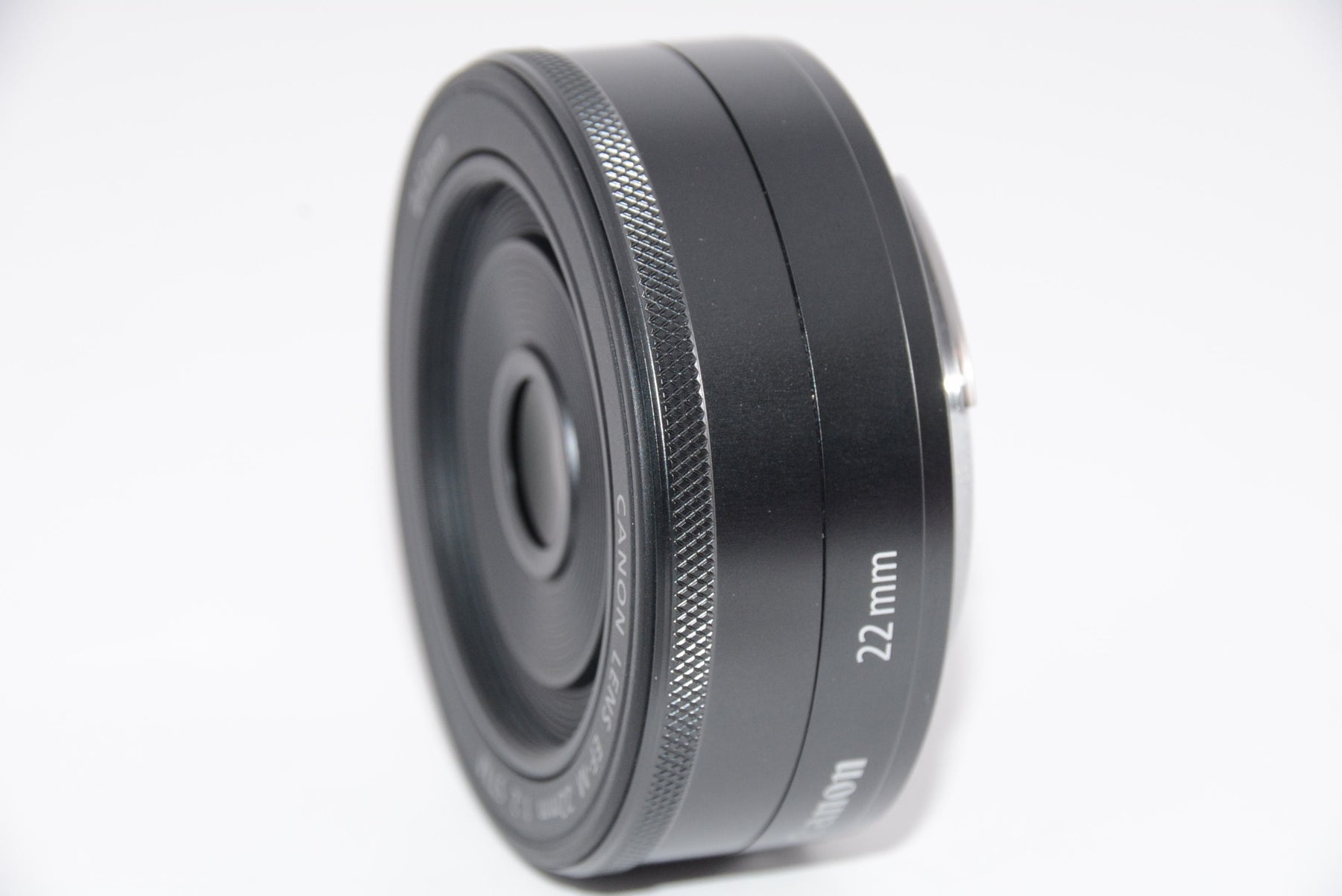 【ほぼ新品】Canon EF-M22mm F2 STM ミラーレス一眼対応