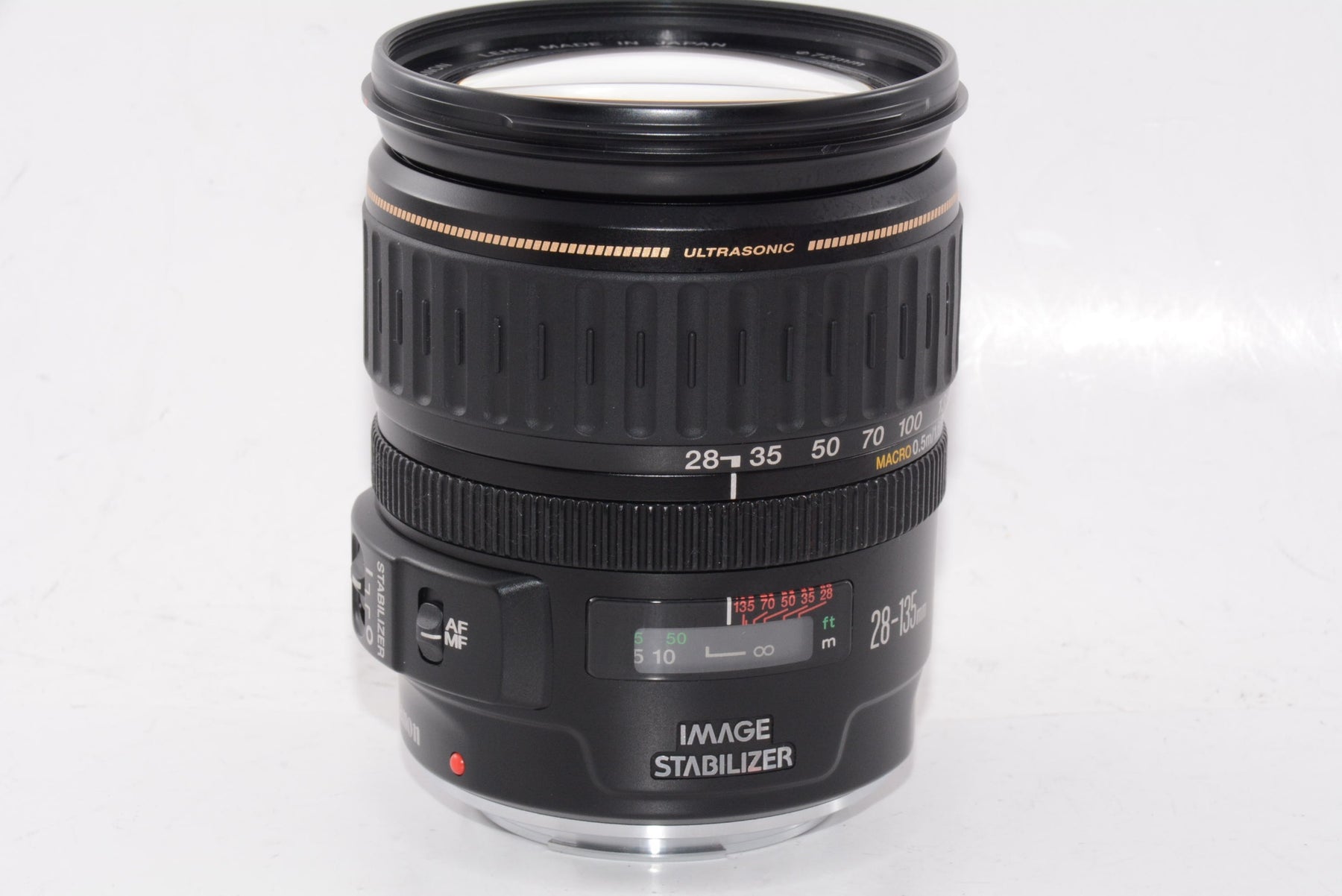 【外観並級】Canon 標準ズームレンズ EF28-135mm F3.5-5.6 IS USM フルサイズ対応