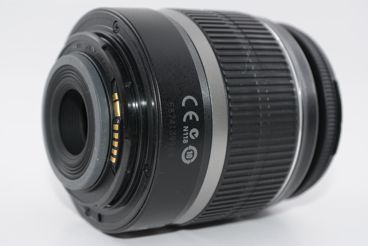 【外観特上級】Canon 標準ズームレンズ EF-S18-55mm F3.5-5.6 IS