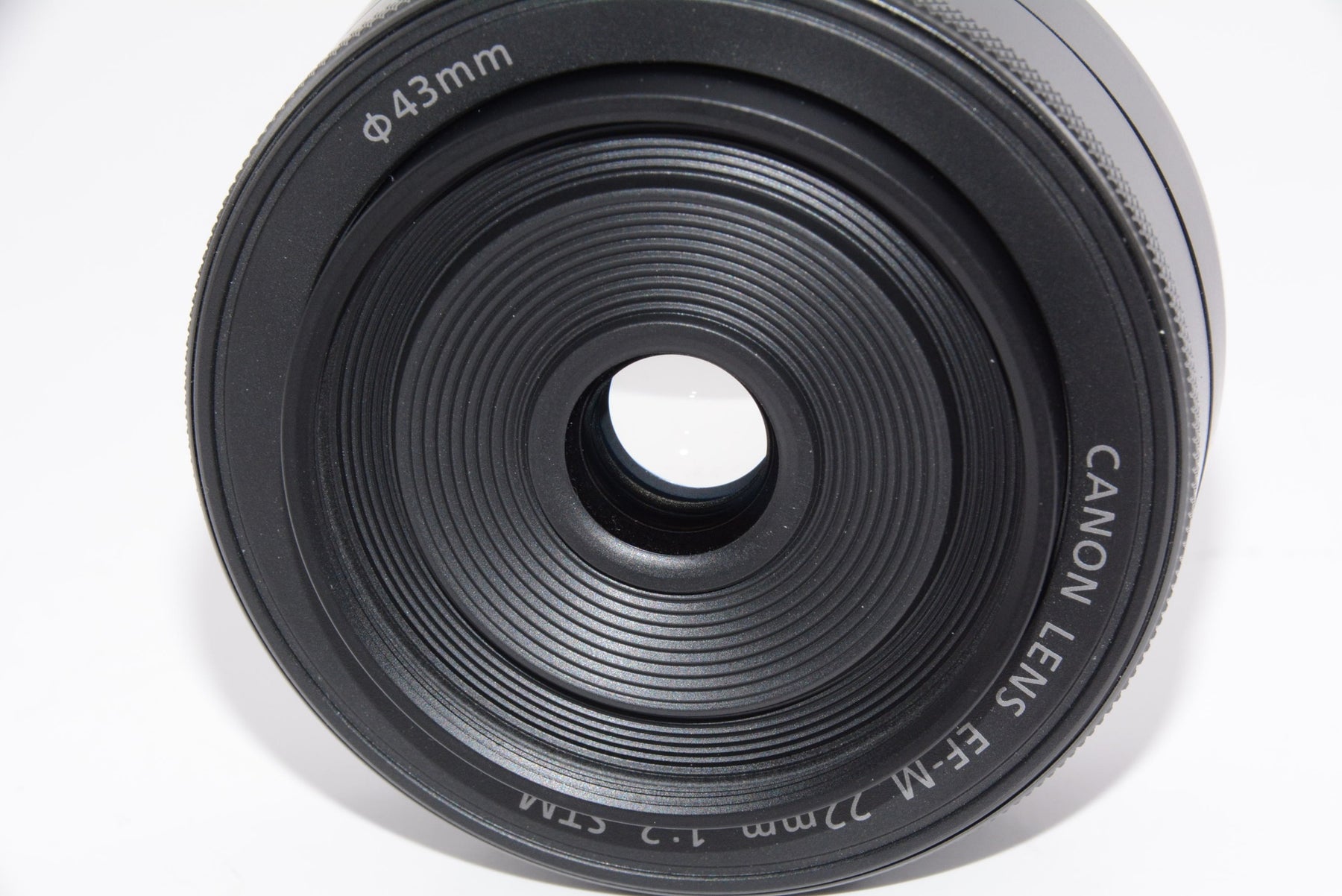 【外観特上級】Canon EF-M22mm F2 STM ミラーレス一眼対応