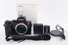 【外観並級】ソニー SONY ミラーレス一眼 α7 ボディ ILCE-7
