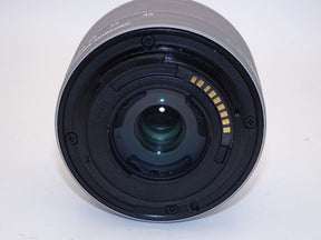 【外観並級】Canon 標準ズームレンズ EF-M15-45mm F3.5-6.3IS STM(シルバー) ミラーレス一眼対応 EF-M15-45ISSTMSL