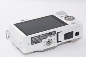【外観特上級】パナソニック ミラーレス一眼カメラ ルミックス GF5 レンズキット シェルホワイト DMC-GF5X-W