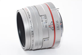 【外観特上級】PENTAX リミテッドレンズ 標準単焦点マクロレンズ HD PENTAX-DA35mmF2.8 Macro Limited シルバー Kマウント APS-Cサイズ 21460
