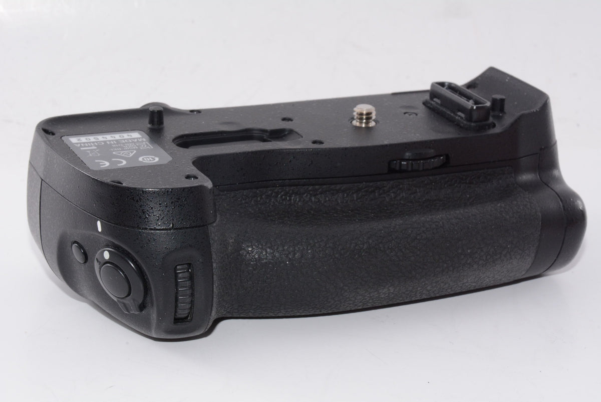 【外観特上級】Nikon MB-D18 バッテリーグリップ D850用 ブラック 7.2 x 4.06 x 4.06インチ