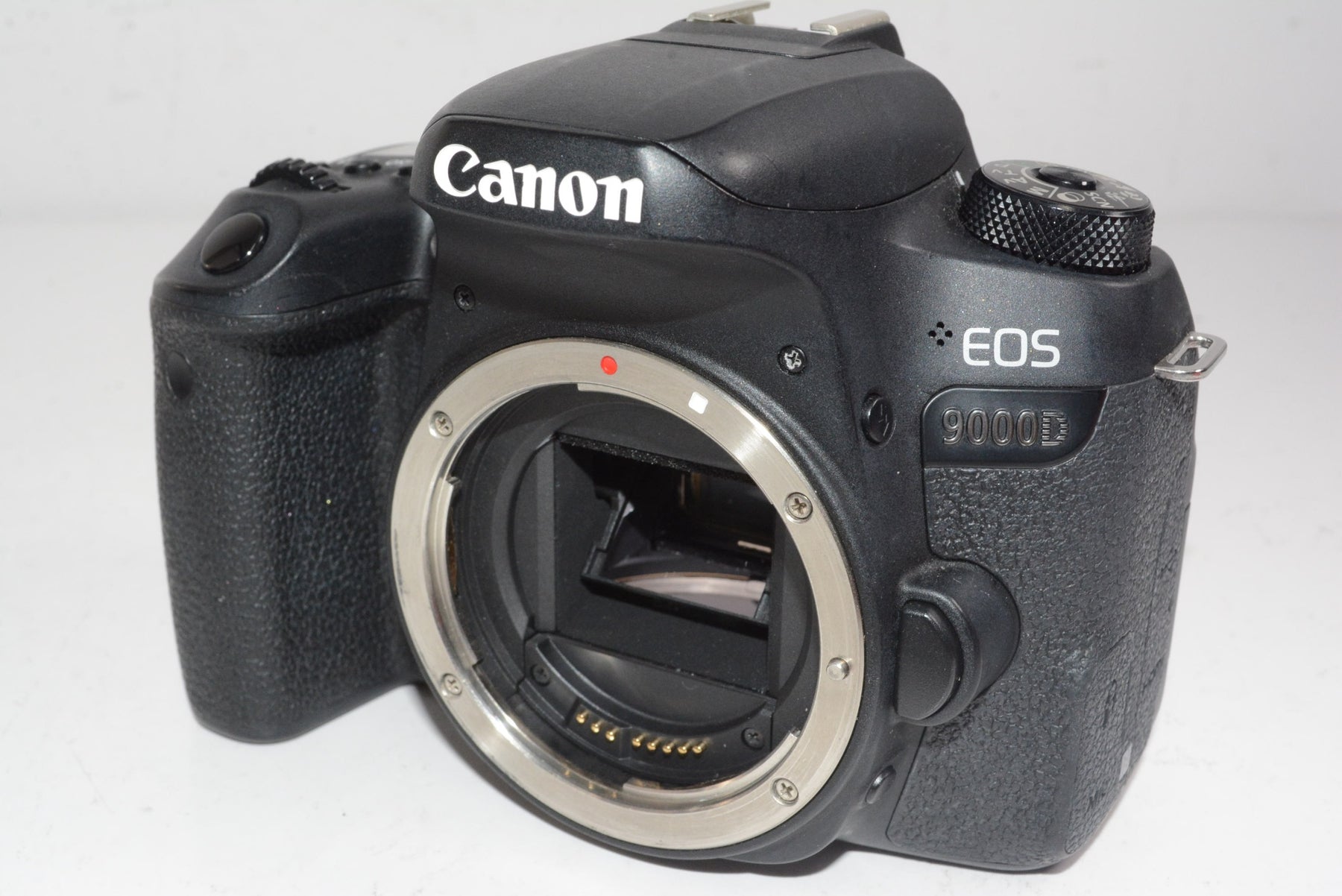【外観並級】Canon デジタル一眼レフカメラ EOS 9000D ダブルズームキット