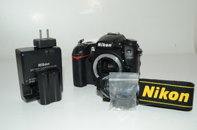 【外観並級】Nikon デジタル一眼レフカメラ D7000 ボディー