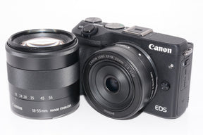 【外観特上級】Canon ミラーレス一眼カメラ EOS M3 ダブルレンズキット(ブラック) EF-M18-55mm F3.5-5.6 IS STM EF-M22mm F2 STM 付属 EOSM3BK-WLK